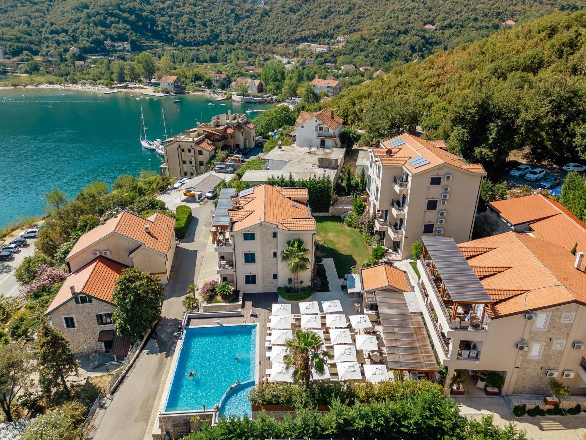 Bellezza Resort & Spa 科托尔 外观 照片